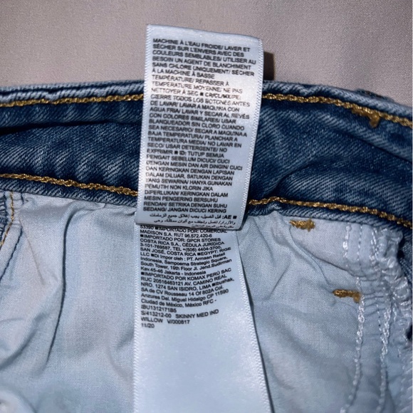 Mid-Rise Pop Icon Skinny Jeans for Women - Picture 8 of 9